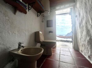 Douche, serviettes fournies