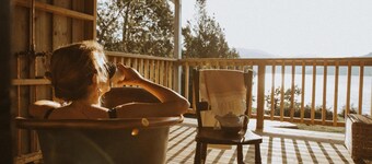 Understated luxury near Eilean Donan and perfect for exploring Skye 