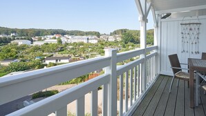 Outdoor dining - Ferienwohnungen im Seepark Sellin (Sellin)