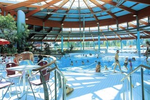 Pool - Ferienwohnungen im Seepark Sellin (Sellin)