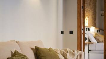 Una Smart TV, libros