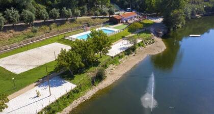 Escape to the Heart of Portugal: Countryside House, near River beach and trails