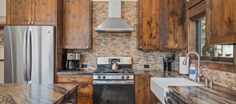 Pet-Friendly Cabin | Walk to Kings Beach, Fenced Yard, Patios, Games & A/C