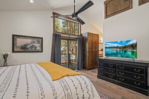 3 chambres, fer et planche à repasser, lit parapluie, Wi-Fi gratuit