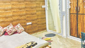Deluxe Room, Patio, Garden View - Bhoora House (Amer)