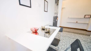 Unclassified image, 2 of 33, button - LIVE YOUR STAY (Genova)
