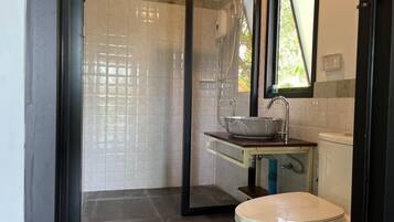Basic Room, Garden View | Bathroom | Shower, free toiletries, towels, soap