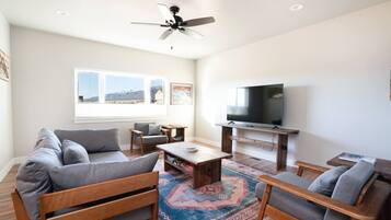 تلفزيون ذكي