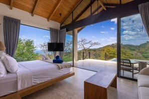 4 habitaciones, escritorio, wifi y ropa de cama 