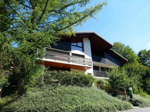 Exterior - 1st floor, view mountain, balcony, parking, tv, ski locker, 58m², La Clusaz (La Clusaz)