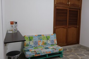 Interni