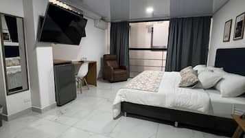 Habitación exclusiva doble | Ropa de cama de alta calidad y colchones viscoelásticos