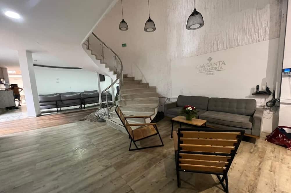 HOTEL A&A SANTA ALEJANDRIA