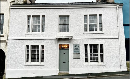  Old Daltongate House