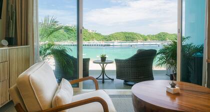 "Playa Sur Paradise"
~ Beachfront Living ~