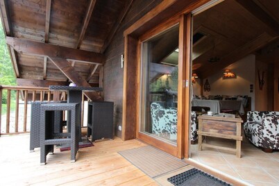 3P 55 m2 apartment in a luxury chalet. Very close to the lifts.