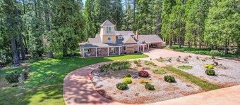 Southern living
Charming 2-bedroom house with WiFi, AC in beautiful Camino