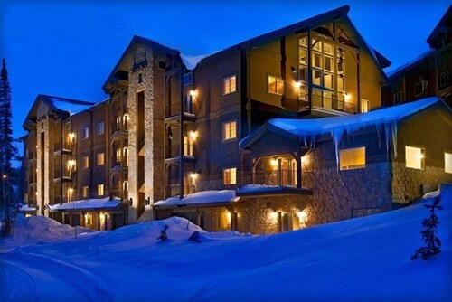 Ideal Family Getaway, Near Hikes Skiing