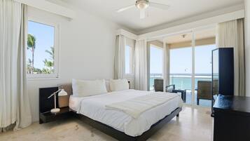 2 bedrooms, iron/ironing board, travel crib, free WiFi