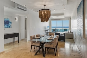 Dining - Oceanfront Pool Hot Tub on Kite Beach! (Kite Beach)