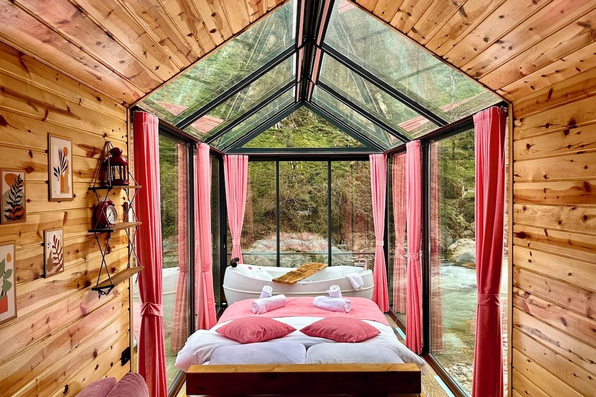 Honeymoon Chalet | 1 bedroom, premium bedding, Select Comfort beds, minibar