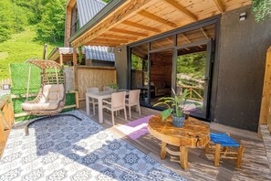 1 室のベッドルーム、高級寝具、セレクト コンフォート製ベッド、ミニバー