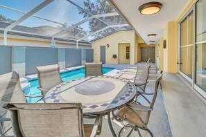 Outdoor dining - Lindfields Reserve with Private Pool (Kissimmee)