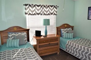 4 Schlafzimmer, Bügeleisen/Bügelbrett, WLAN, Bettwäsche