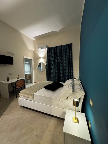 Elegant apartment in the heart of Pompeii