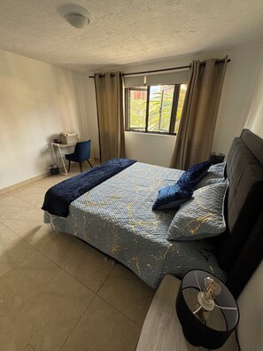 3 bedrooms, WiFi, bed sheets