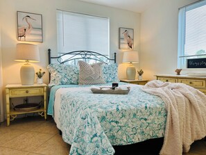 2 bedrooms, iron/ironing board, free WiFi, bed sheets - Charming 2-bedroom 2- bath home located in the middle of The Key Deer Refuge. (Big Pine Key)