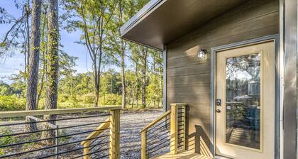 Near MSU | Luxury | Big Patio