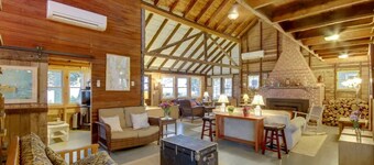 Rustic Cliff-top Cabin at the Tip of Lake Champlain's Barney Point