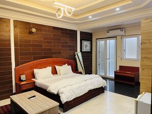 2 habitaciones, escritorio, wifi gratis y ropa de cama 
