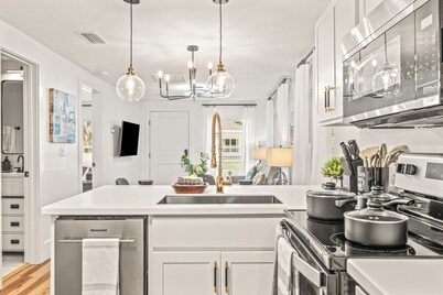 Java the Hut: Cozy Retreat in Downtown Pensacola