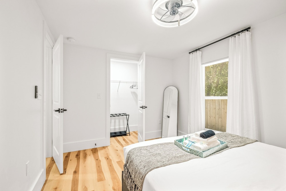 Java the Hut: Cozy Retreat in Downtown Pensacola - Pensacola | Vrbo