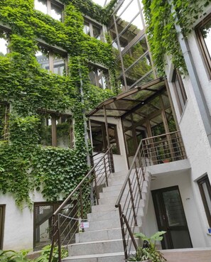 Front of property - Fera (Belgrade)