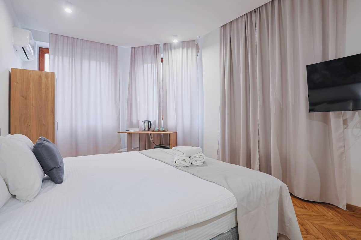 Minibar, desk, blackout curtains, soundproofing