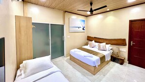 Deluxe Triple Room - Holiday Home Dhiffushi (Dhiffushi)
