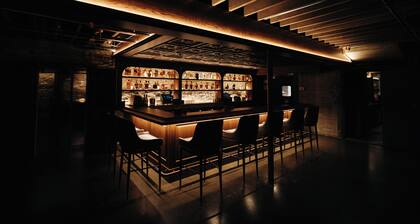 XCHNG Downtown Loft Living