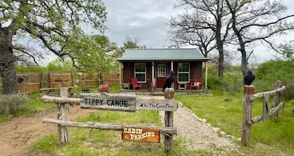 Tippy Canoe - Castell Vacation Cabin - Sleeps 4