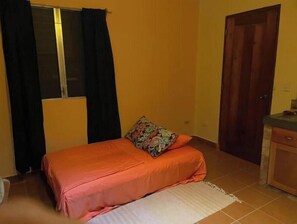 1 habitación, wifi y ropa de cama 