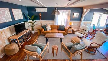 Smart-tv en een kantoor