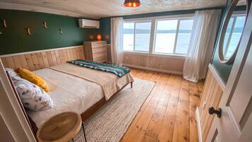 4 dormitoris, escriptori, un bressol de viatge i wifi gratuïta