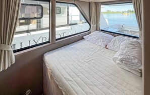 1 chambre, draps fournis