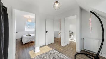 5 chambres, lit parapluie, Wi-Fi gratuit, draps fournis