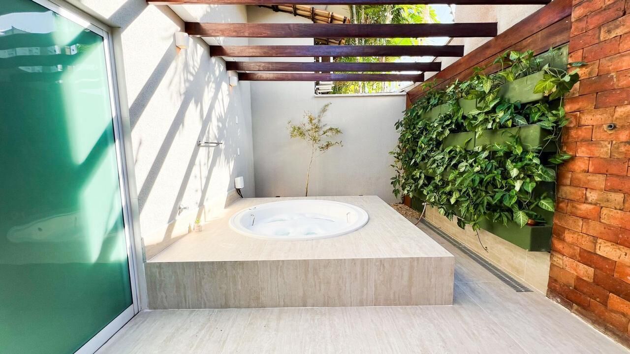 1 bedroom, desk, laptop workspace, free WiFi