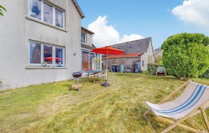 Outdoor dining - 3 bedroom amazing home in Le Vieux-Bourg (Le Vieux-Bourg)