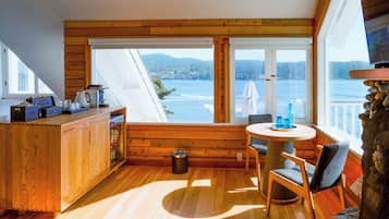 Suite Deluxe | 1 dormitorio, minibar (con algunos artículos gratuitos), caja fuerte