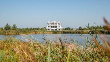 Enceinte de lâhĂ©bergement